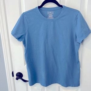 L.L. Bean Misses light blue crew neck t-shirt Size - Medium Regular